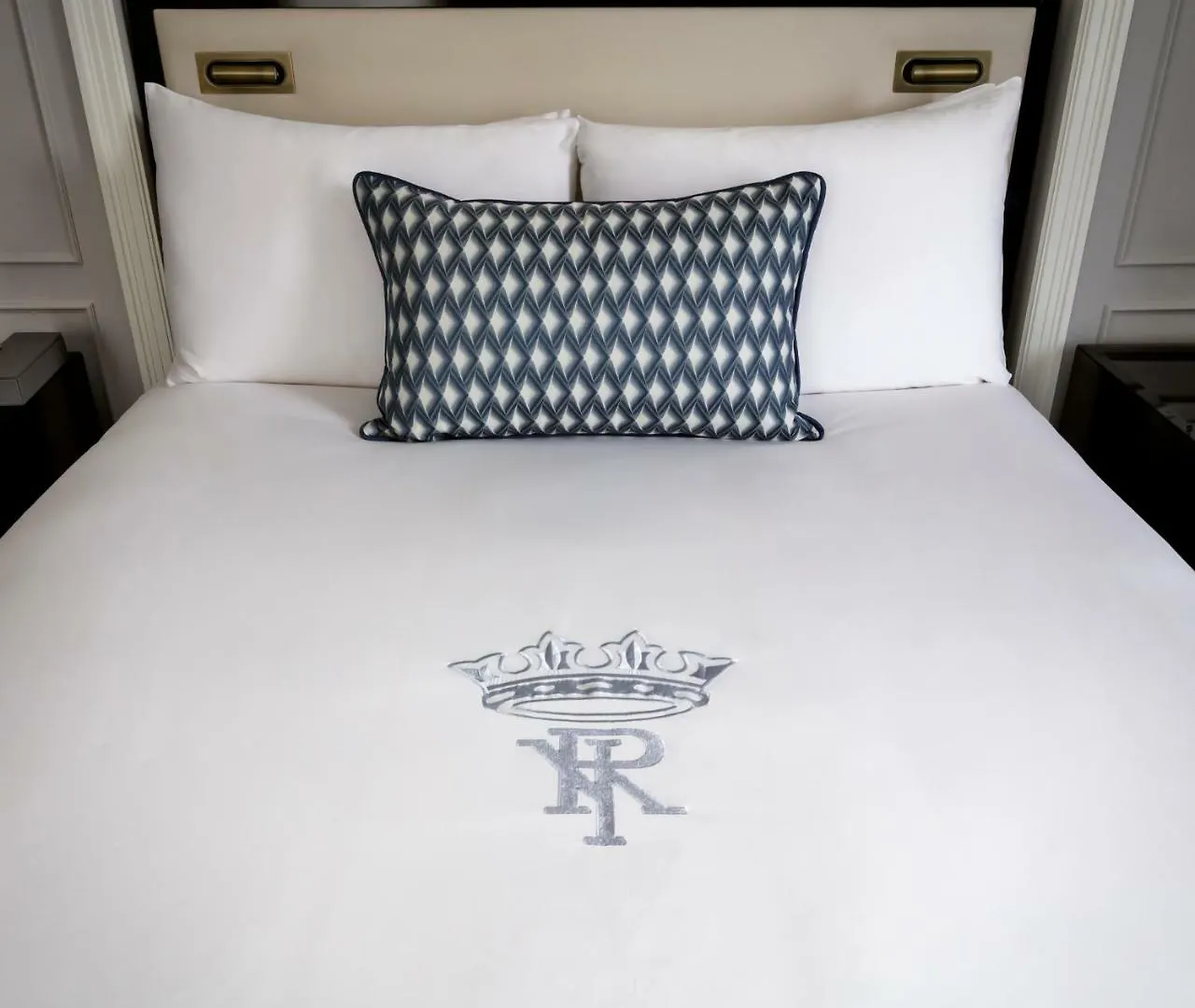Fairmont Royal York Gold Experience Hotel Toronto Canada