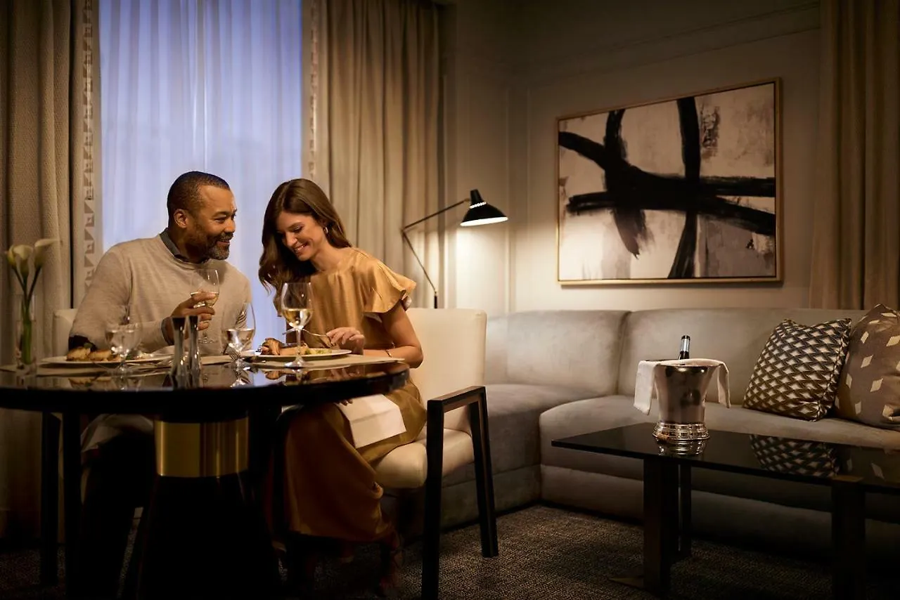 Fairmont Royal York Gold Experience Hotel Toronto